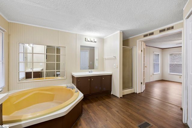 305 River Road, Marietta, SC 29661