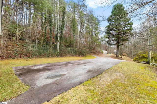 305 River Road, Marietta, SC 29661