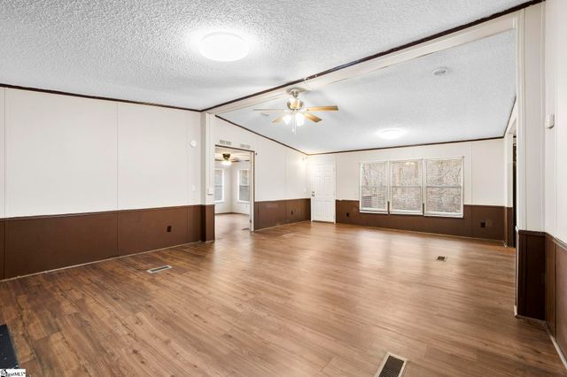 305 River Road, Marietta, SC 29661