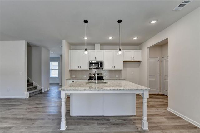 696 Rodeo Drive, Auburn, GA 30011