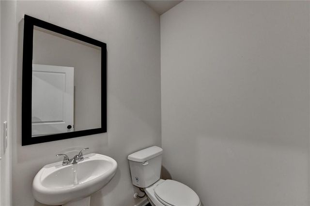 696 Rodeo Drive, Auburn, GA 30011