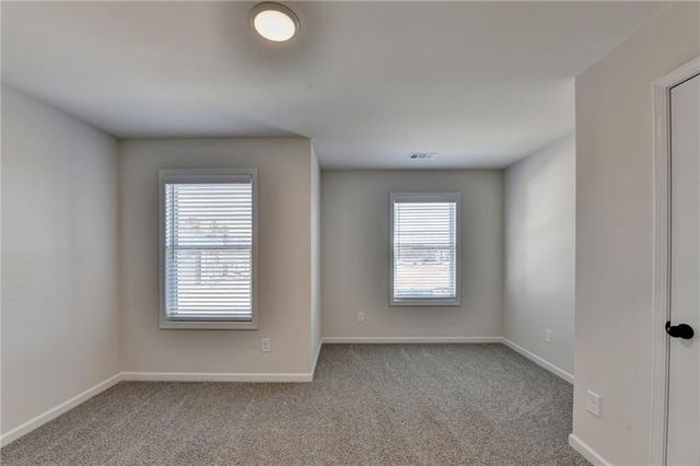 696 Rodeo Drive, Auburn, GA 30011