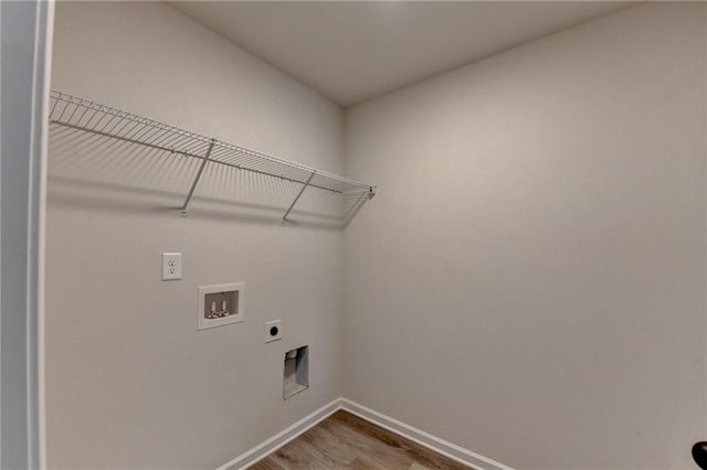 696 Rodeo Drive, Auburn, GA 30011