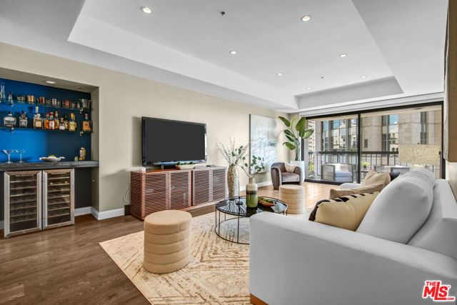 10790 Wilshire Boulevard 404, Los Angeles, CA 90024