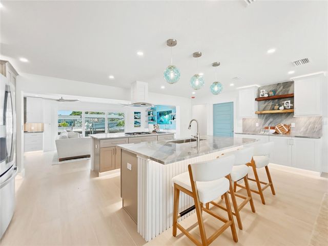 10304 KINGFISHER ROAD W, Bradenton, FL 34209
