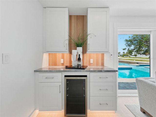10304 KINGFISHER ROAD W, Bradenton, FL 34209