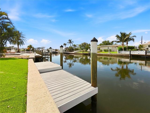 10304 KINGFISHER ROAD W, Bradenton, FL 34209