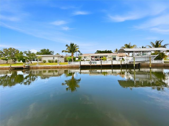 10304 KINGFISHER ROAD W, Bradenton, FL 34209