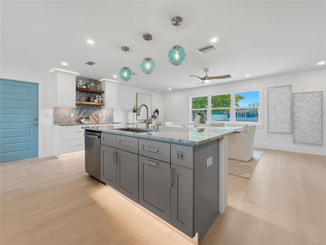 10304 KINGFISHER ROAD W, Bradenton, FL 34209