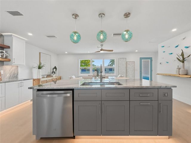 10304 KINGFISHER ROAD W, Bradenton, FL 34209