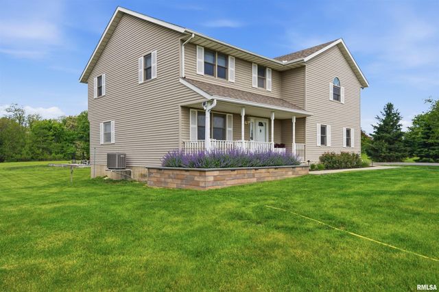 142 LEGION Road, Washington, IL 61571