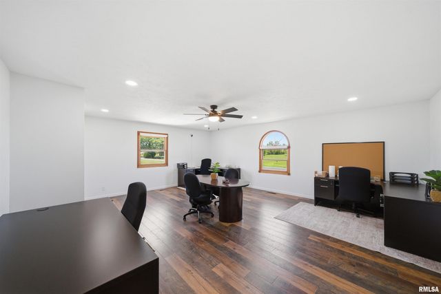 142 LEGION Road, Washington, IL 61571