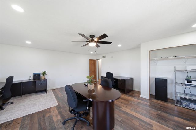 142 LEGION Road, Washington, IL 61571