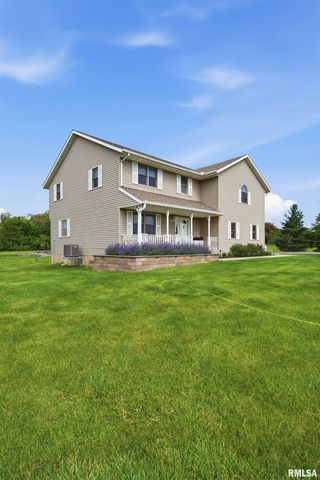 142 LEGION Road, Washington, IL 61571