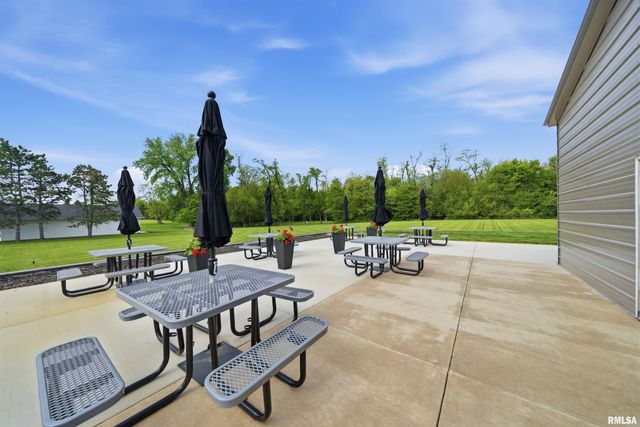 142 LEGION Road, Washington, IL 61571