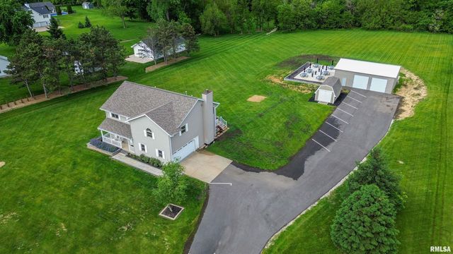 142 LEGION Road, Washington, IL 61571