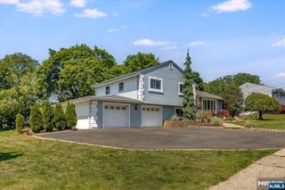 11 Allen Drive, Wayne, NJ 07470