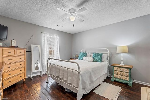 5507 Whispering Pines Drive, Summerfield, NC 27358