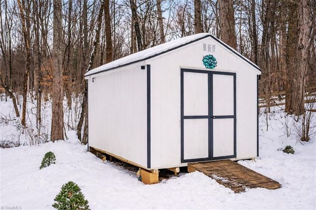 5507 Whispering Pines Drive, Summerfield, NC 27358