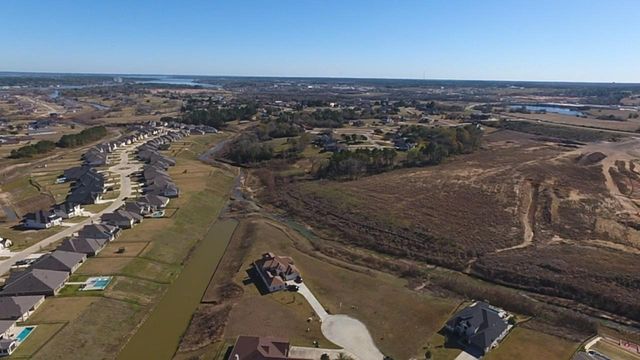 6 Waterstone Court, Montgomery, TX 77356