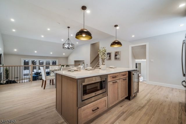 27 Hunterdon Blvd, Berkeley Heights Twp., NJ 07974