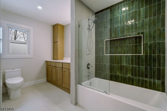 27 Hunterdon Blvd, Berkeley Heights Twp., NJ 07974