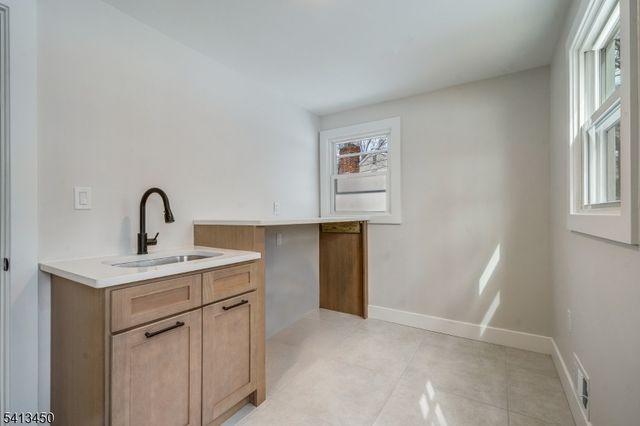 27 Hunterdon Blvd, Berkeley Heights Twp., NJ 07974