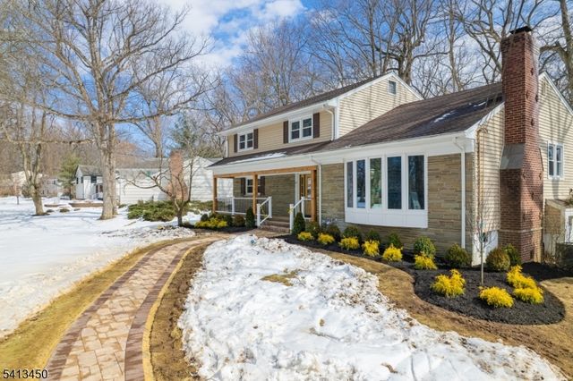 27 Hunterdon Blvd, Berkeley Heights Twp., NJ 07974