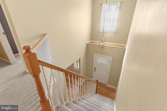 1625 ARROWWOOD DR, Easton, PA 18040