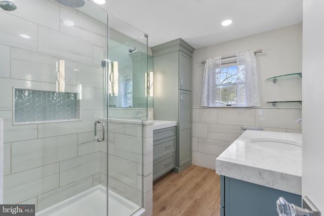 1625 ARROWWOOD DR, Easton, PA 18040