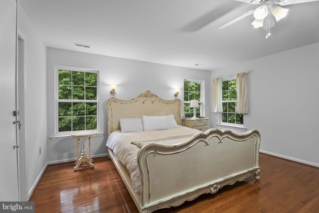 2015 ROSEDALE LN, Huntingtown, MD 20639