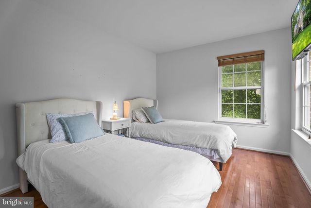 2015 ROSEDALE LN, Huntingtown, MD 20639