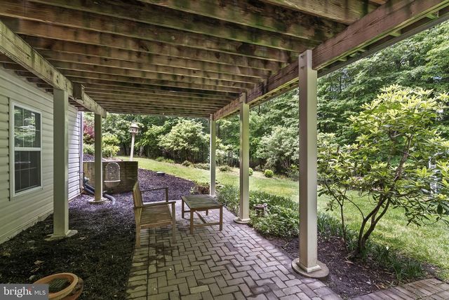 2015 ROSEDALE LN, Huntingtown, MD 20639