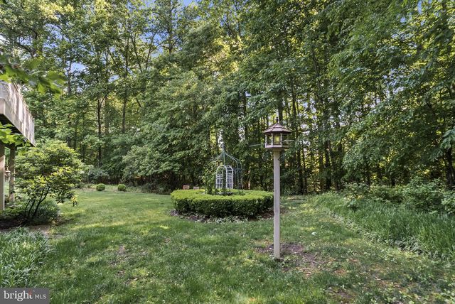 2015 ROSEDALE LN, Huntingtown, MD 20639