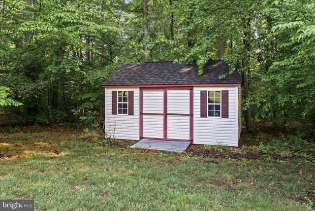 2015 ROSEDALE LN, Huntingtown, MD 20639