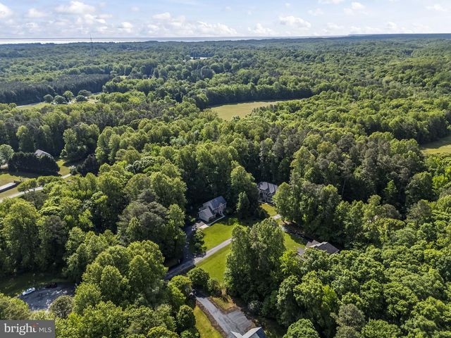 2015 ROSEDALE LN, Huntingtown, MD 20639
