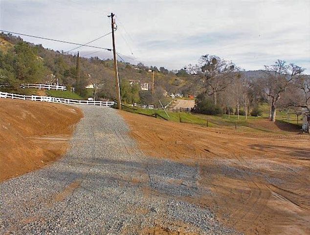 247 Squaw Valley Road, Yokuts Valley, CA 93675