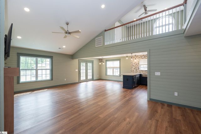 8 Wooded Glenn Court, Pelzer, SC 29669