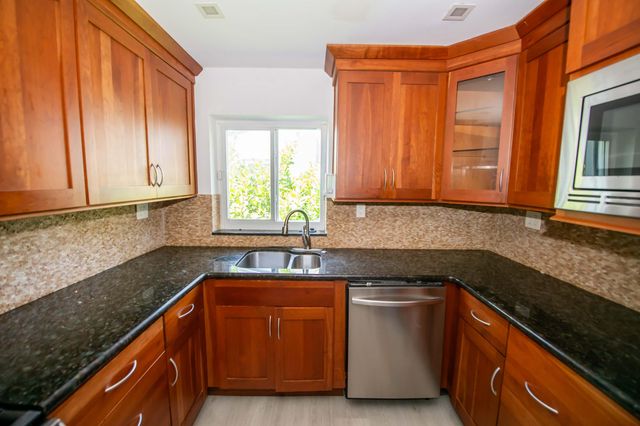 1532 Fletcher Street, Hollywood, FL 33020