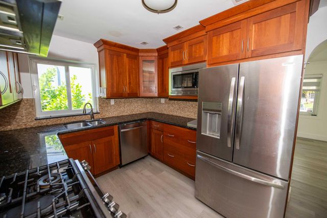 1532 Fletcher Street, Hollywood, FL 33020