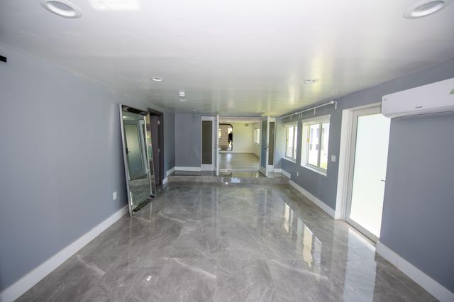 1532 Fletcher Street, Hollywood, FL 33020