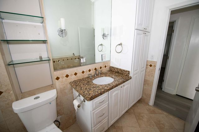 1532 Fletcher Street, Hollywood, FL 33020