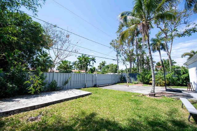 1532 Fletcher Street, Hollywood, FL 33020