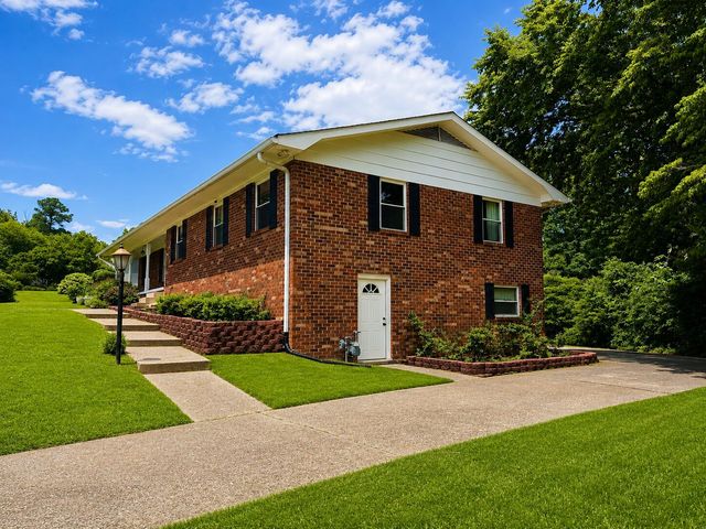4818 Hillsdale Circle, Chattanooga, TN 37416