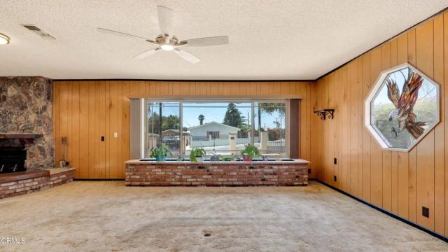 9964 Haines Canyon Avenue, Tujunga, CA 91042