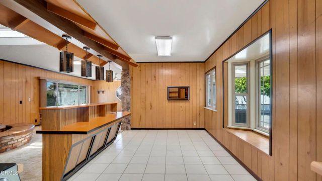 9964 Haines Canyon Avenue, Tujunga, CA 91042