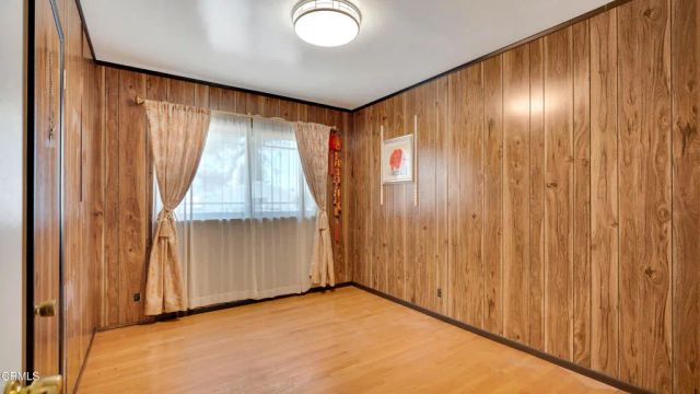 9964 Haines Canyon Avenue, Tujunga, CA 91042