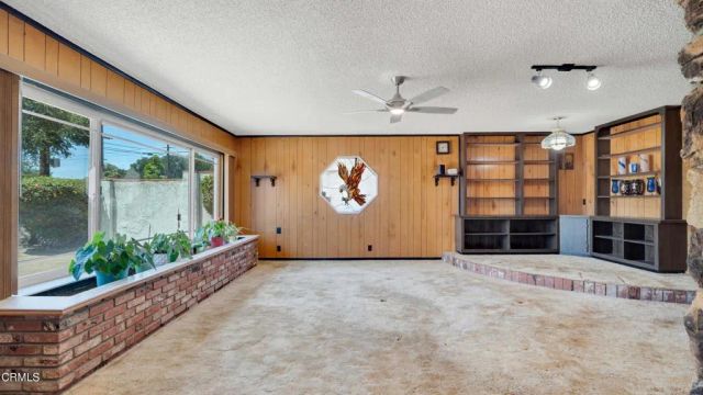 9964 Haines Canyon Avenue, Tujunga, CA 91042