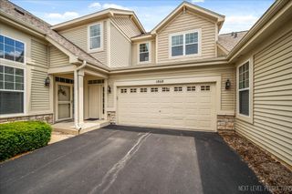 1868 Chase Lane, Aurora, IL 60502