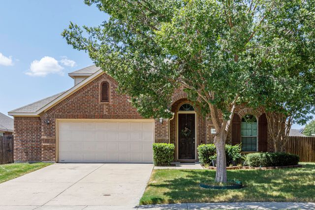 205 Wolf Drive, Forney, TX 75126